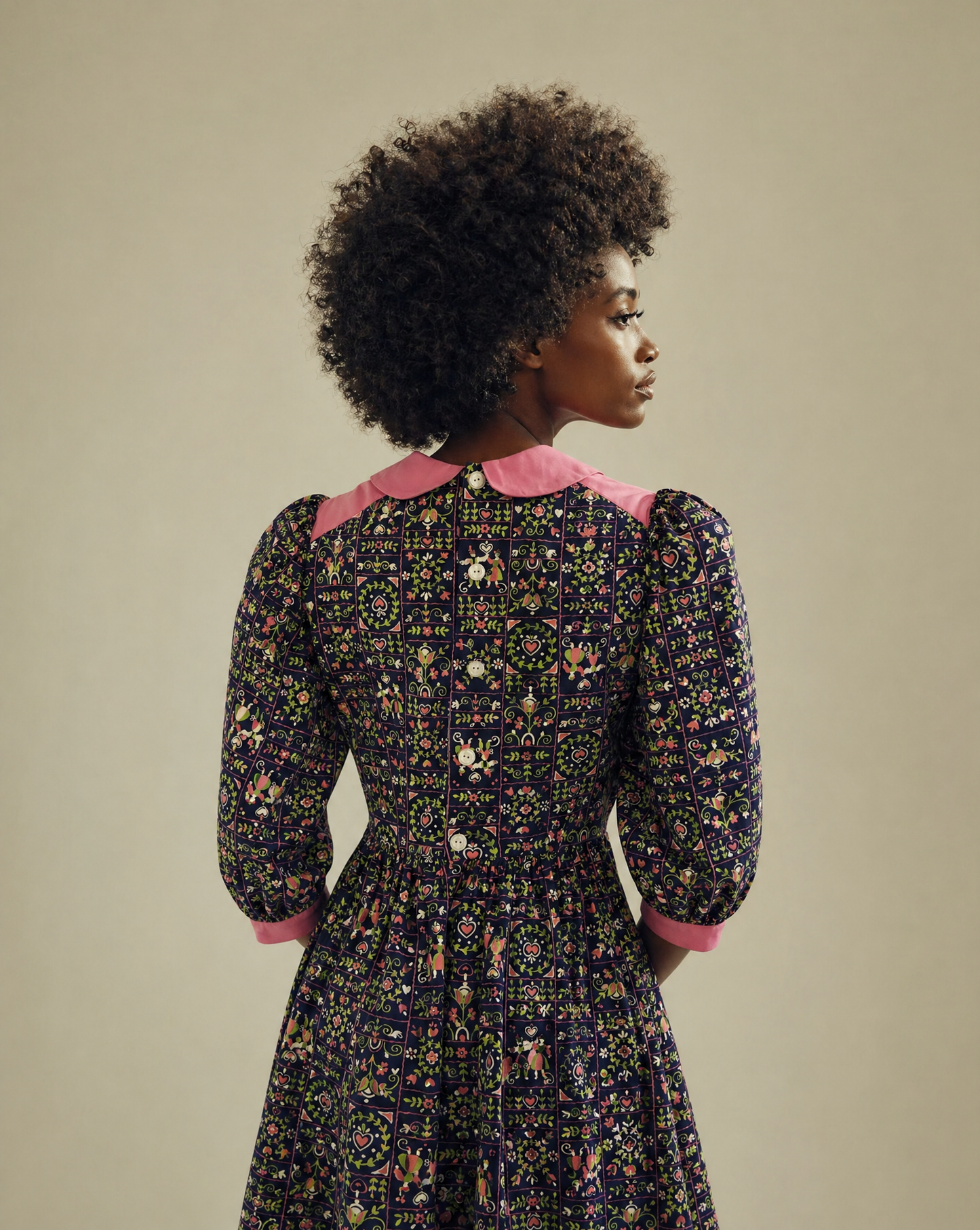 Vintage Novelty Print Peter Pan Collar Dress – Navy & Pink Folk Floral Midi - SML