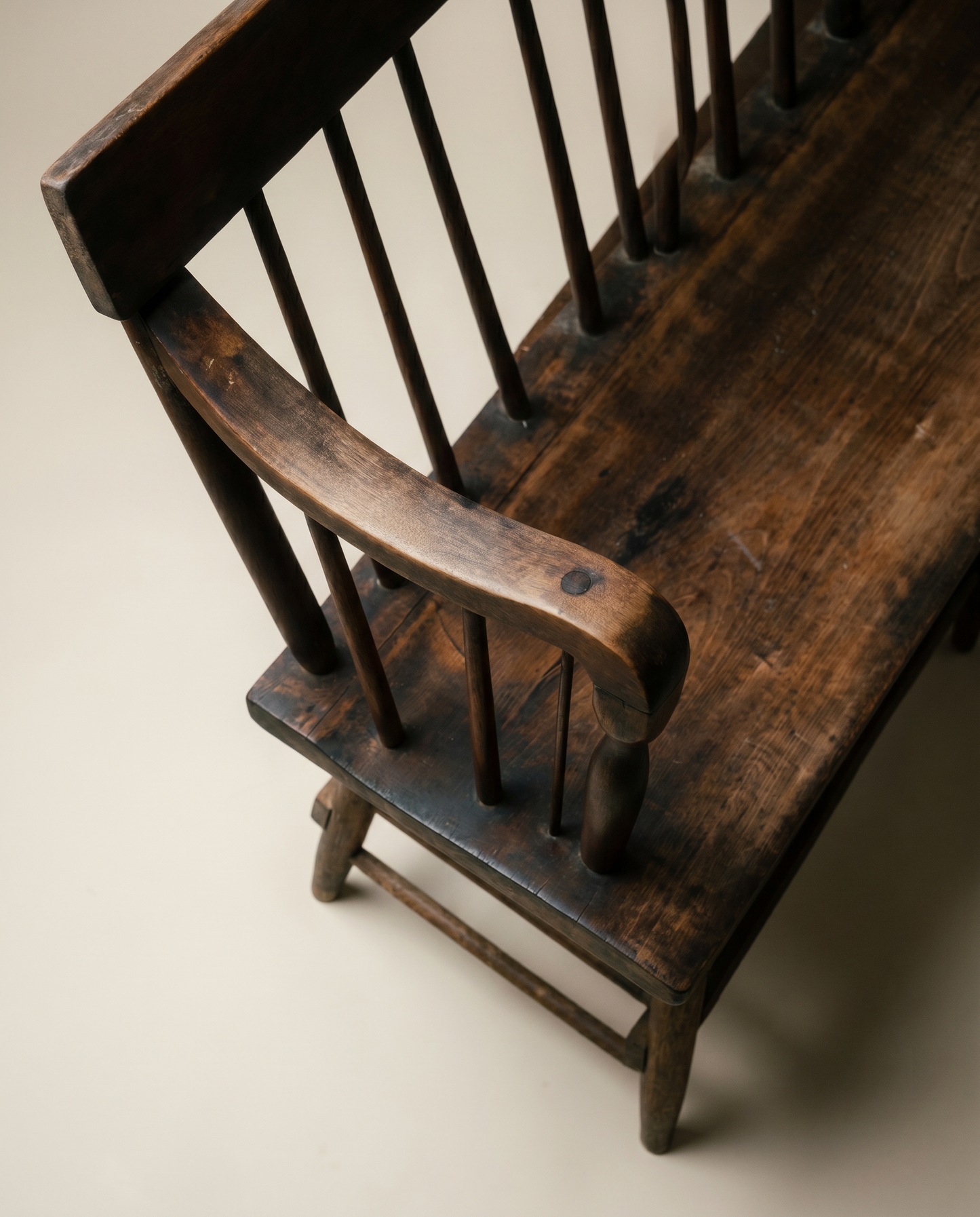 Antique Early American Windsor Settle Bench