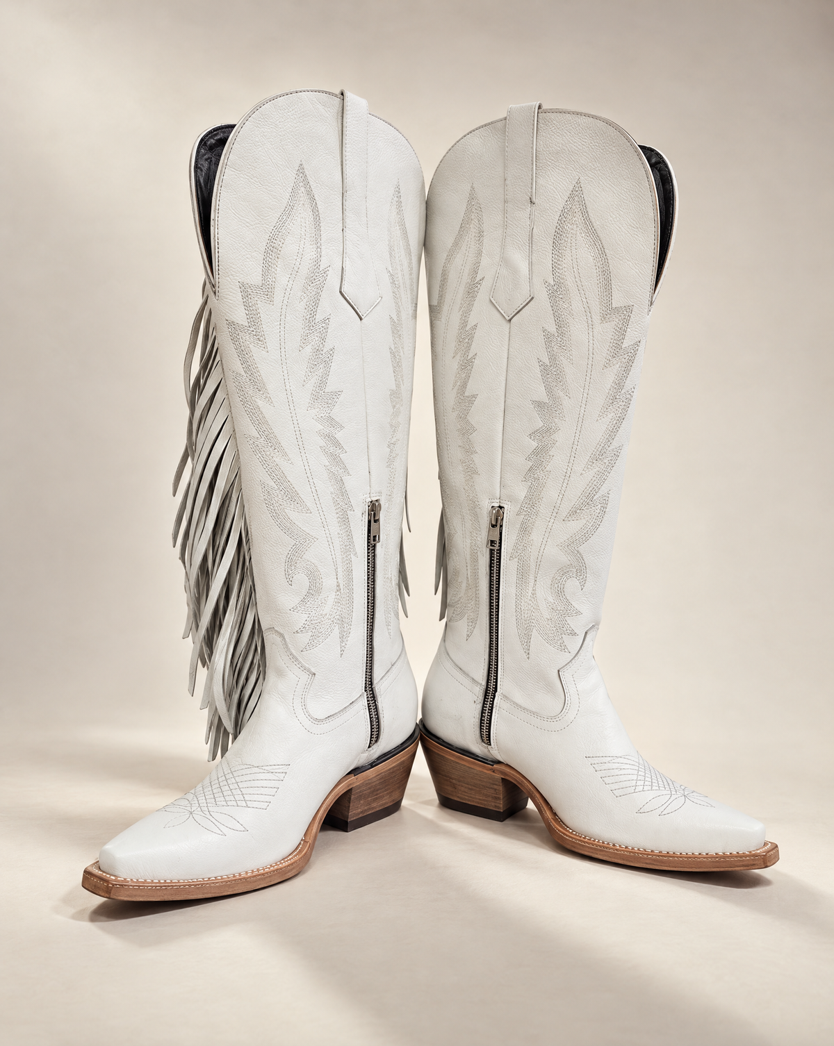 Rock’em White Fringe Western Boots – Size 7