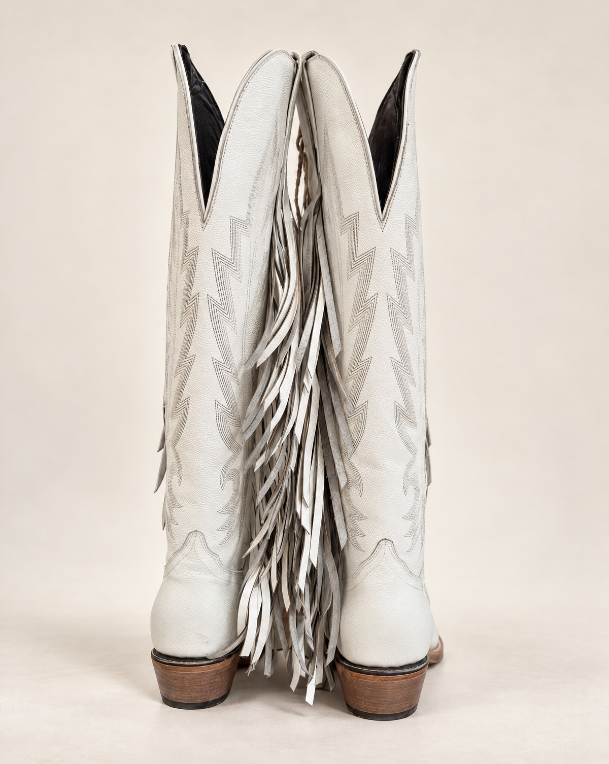 Rock’em White Fringe Western Boots – Size 7