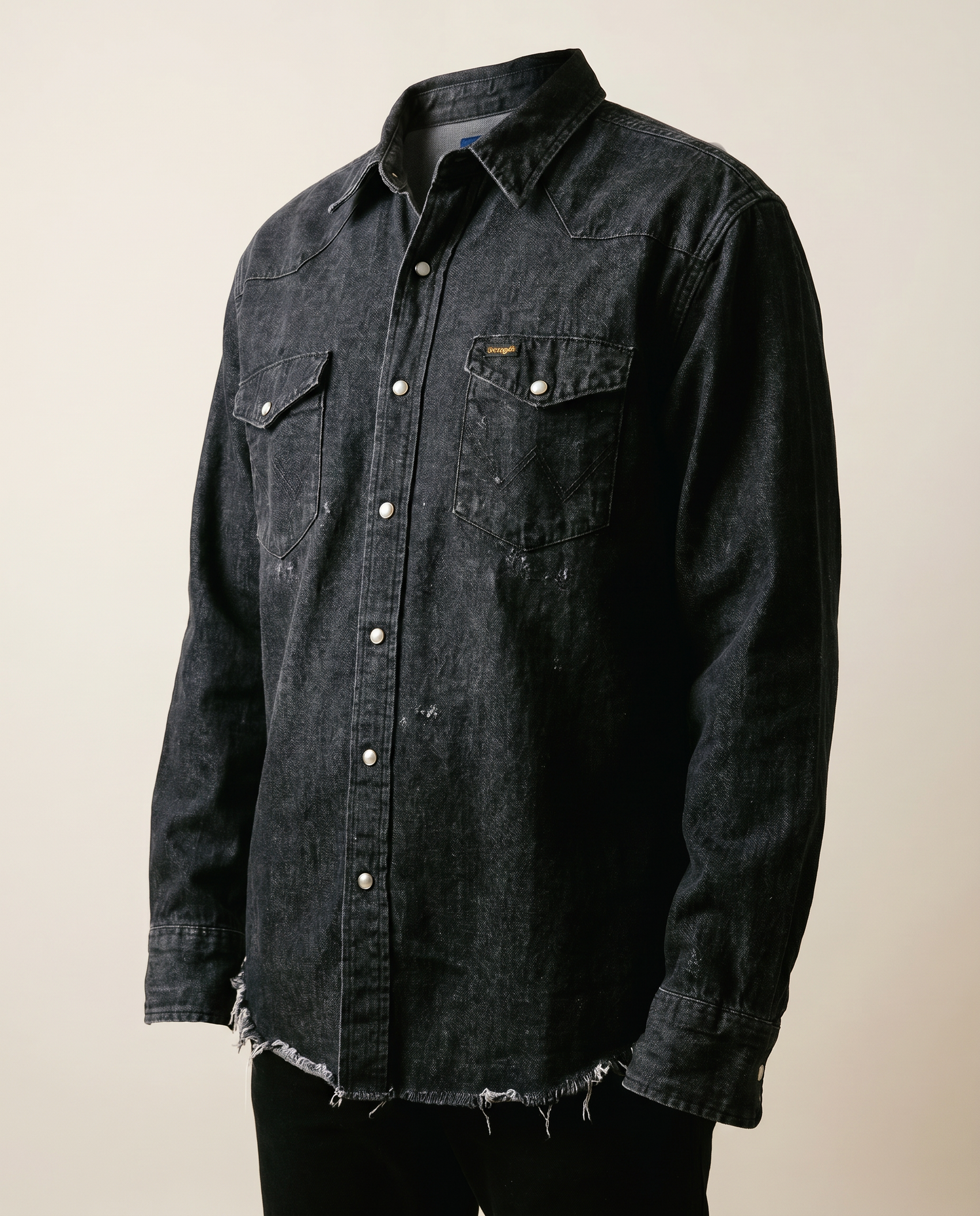 Wrangler Black Denim Western Snap Shirt – Size 17-36 X-Long Tails