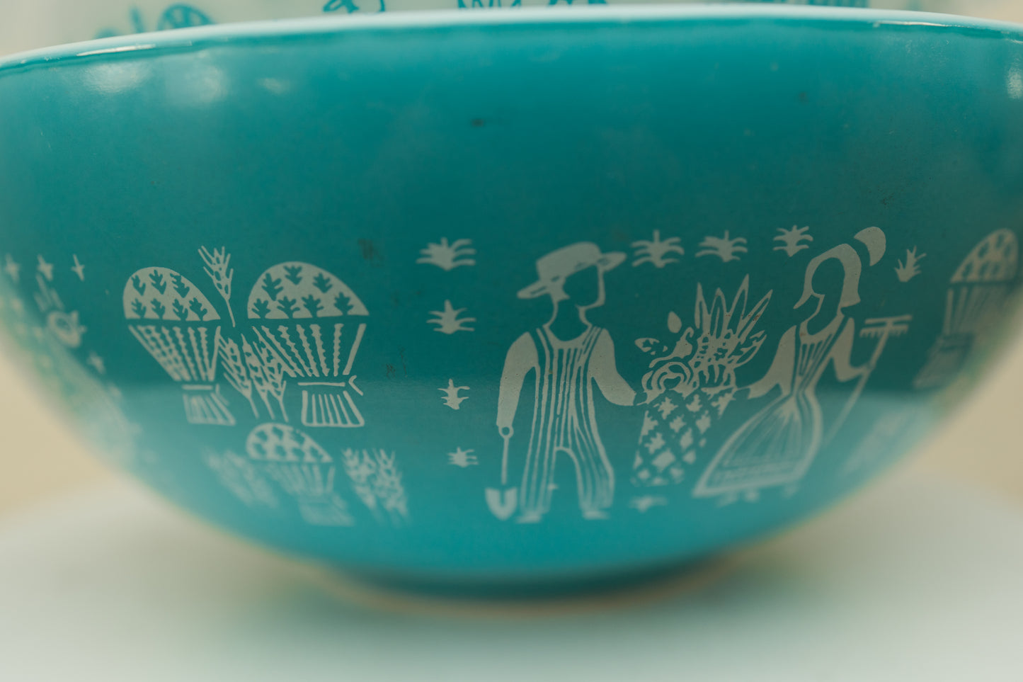 Vintage Pyrex “Butterprint” Cinderella Mixing Bowl Set (4-Piece, Turquoise & White)
