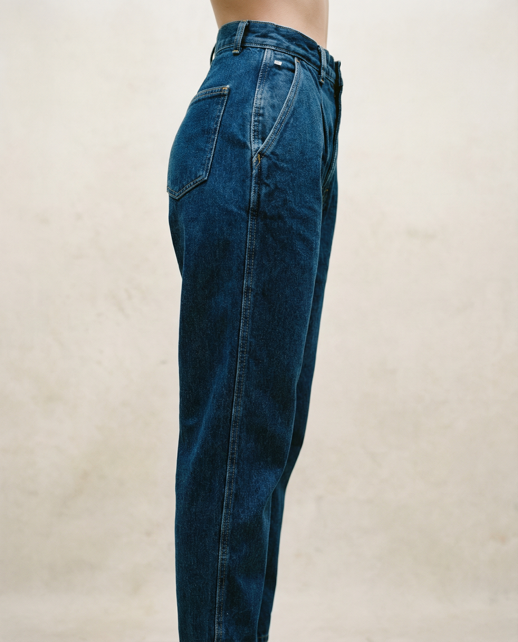 Lee High-Rise Tapered Jeans – Size 26W