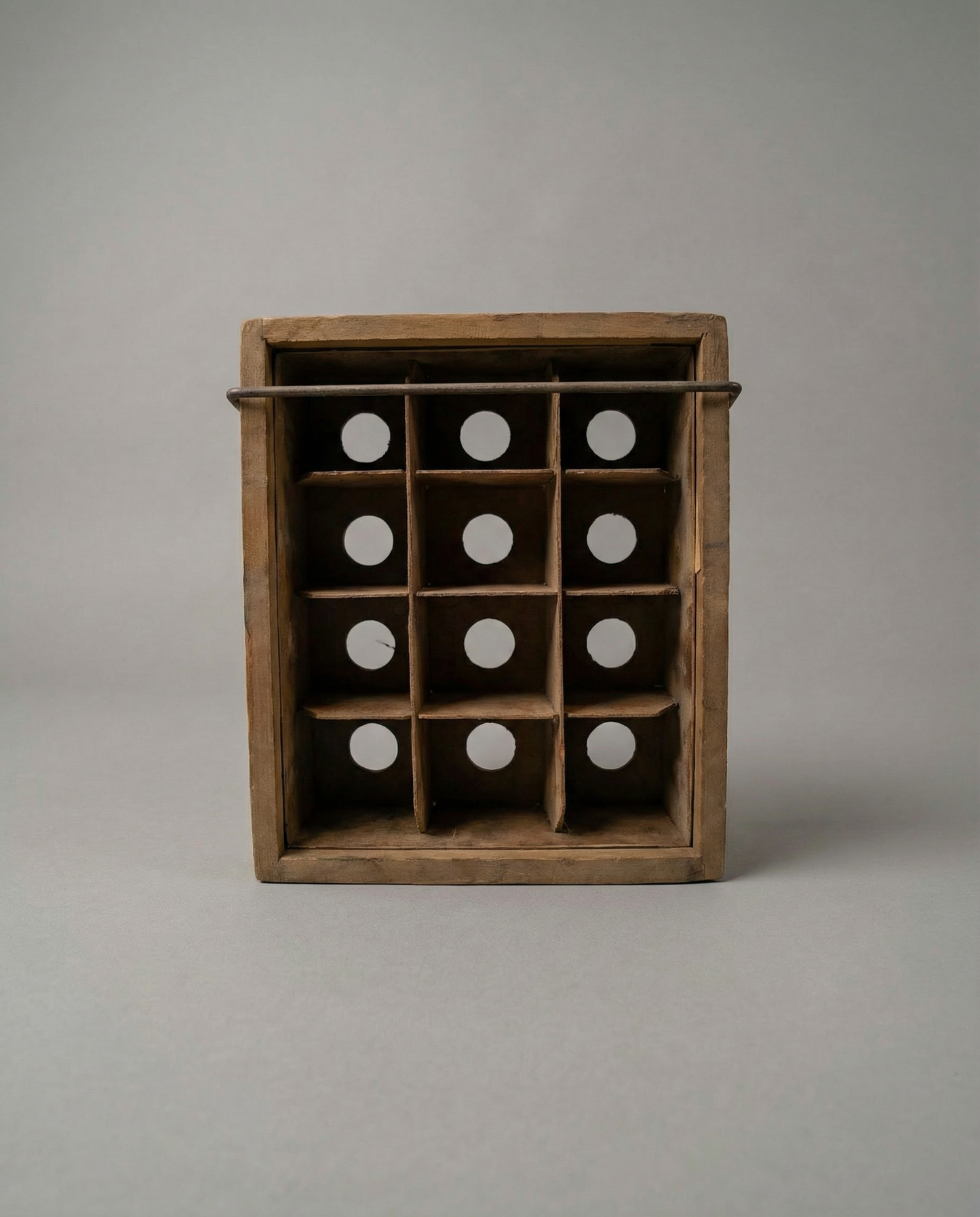 Antique Star Egg Carrier Crate