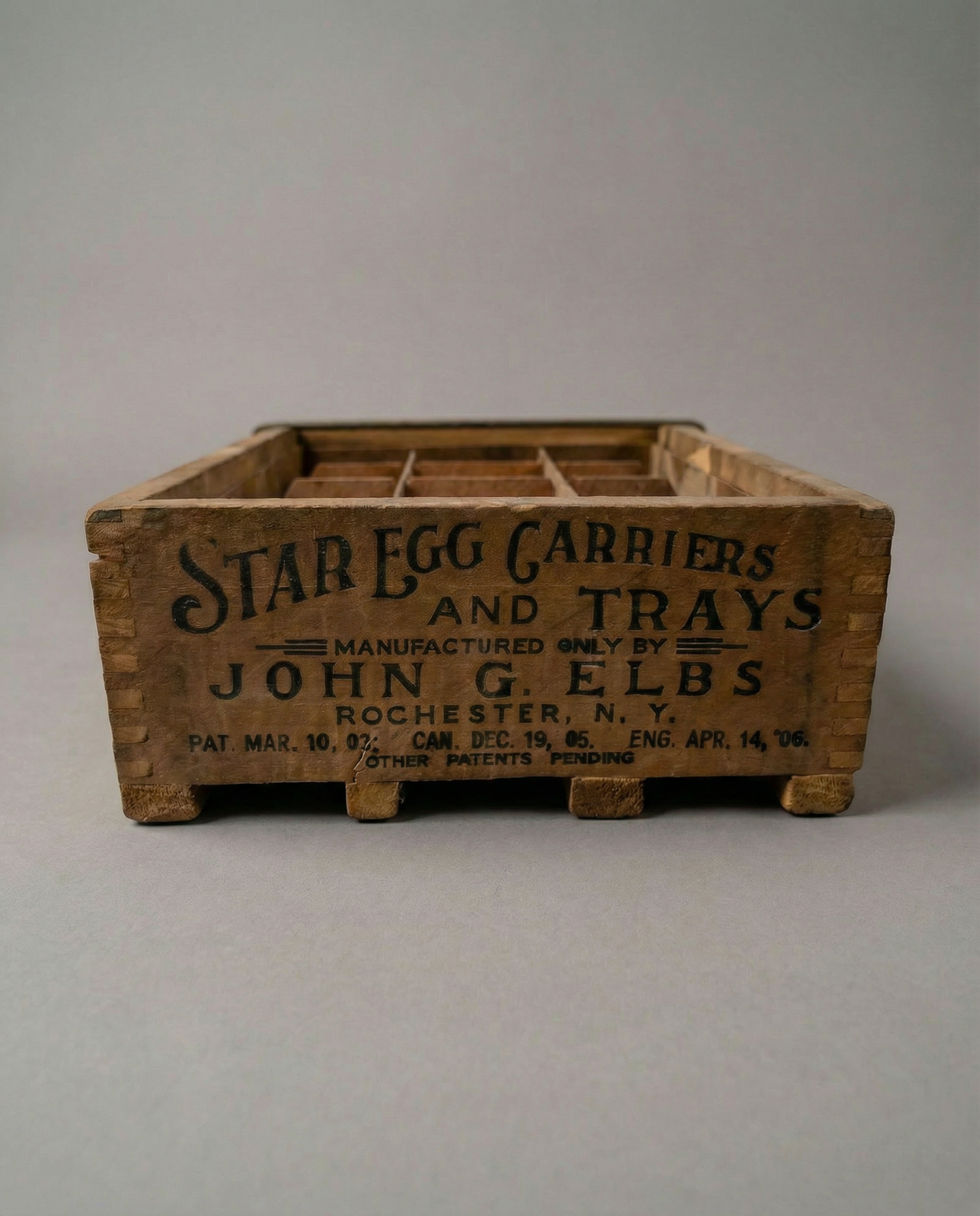 Antique Star Egg Carrier Crate