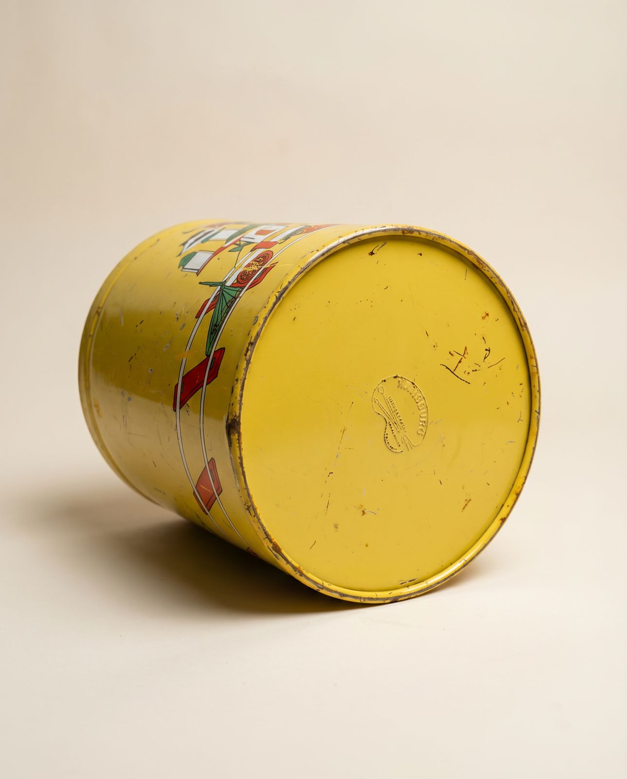 Vintage Yellow Tin Cookie Canister – Train Motif (Hainsburg)