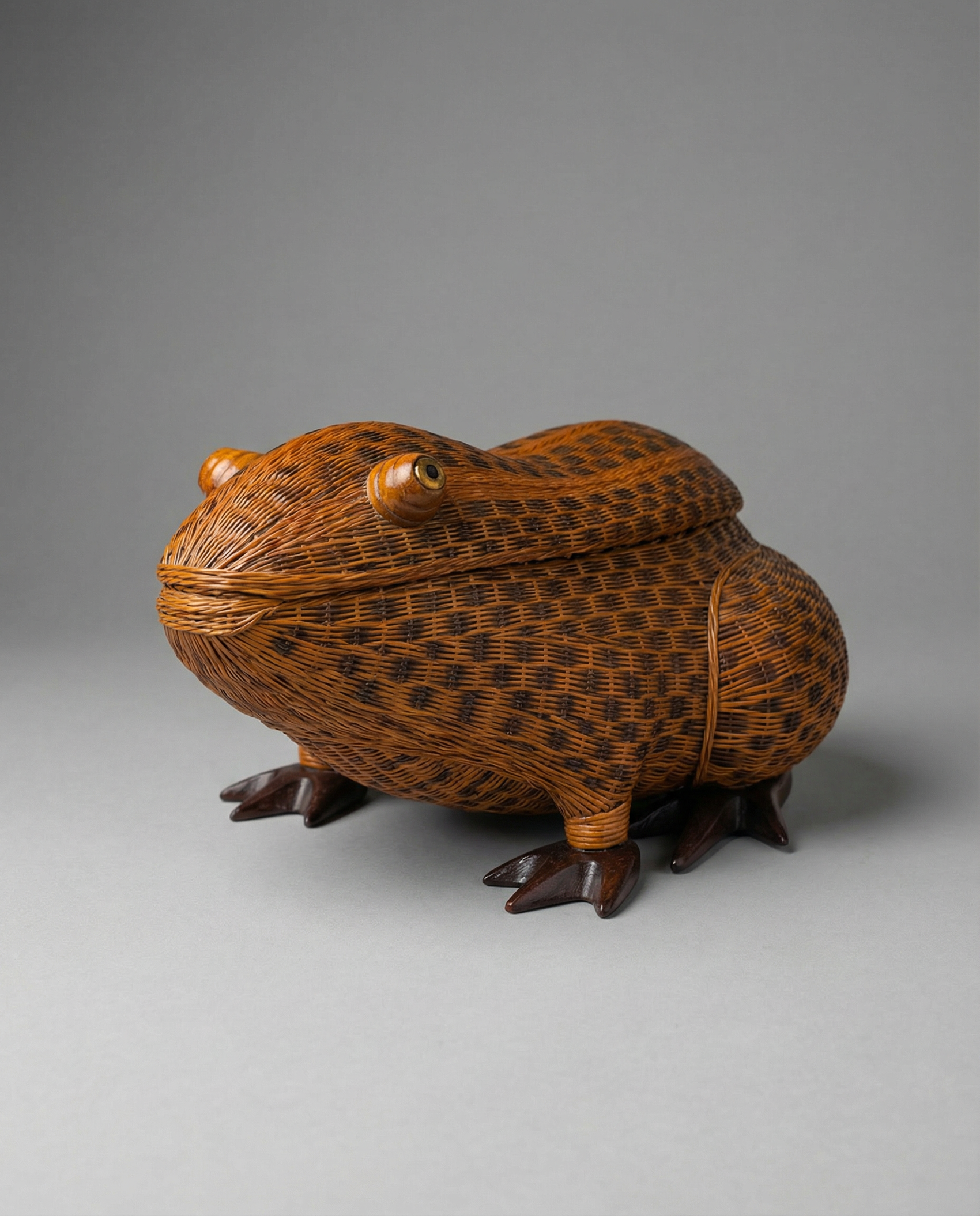 Vintage Woven Wicker Frog Storage Box