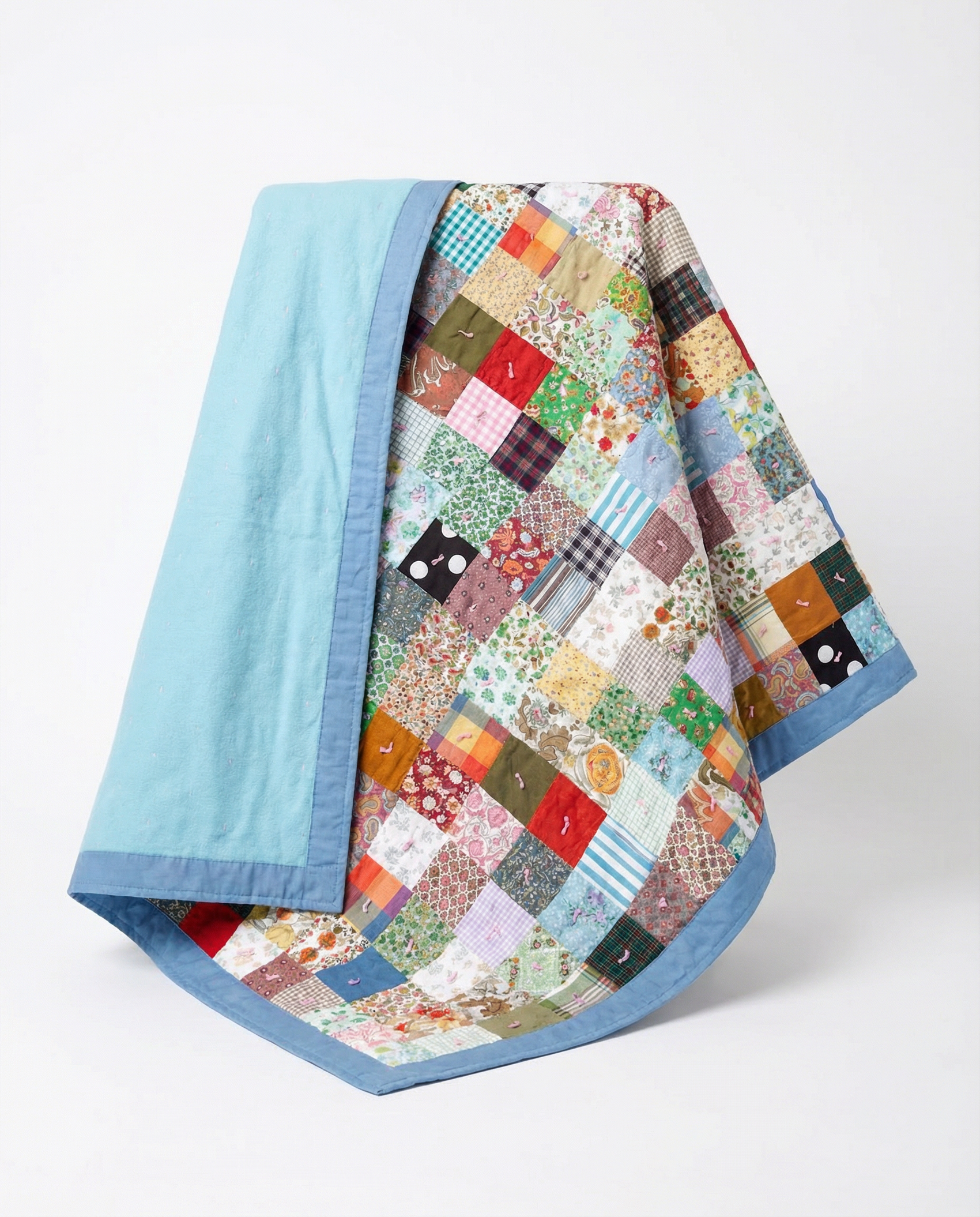 Vintage Patchwork Quilt – Queen (89” x 81”)
