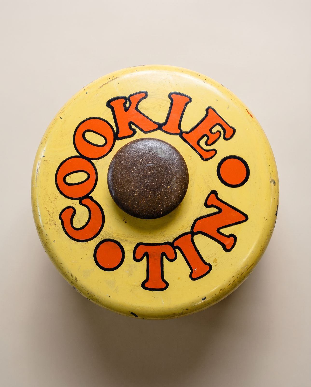 Vintage Yellow Tin Cookie Canister – Train Motif (Hainsburg)