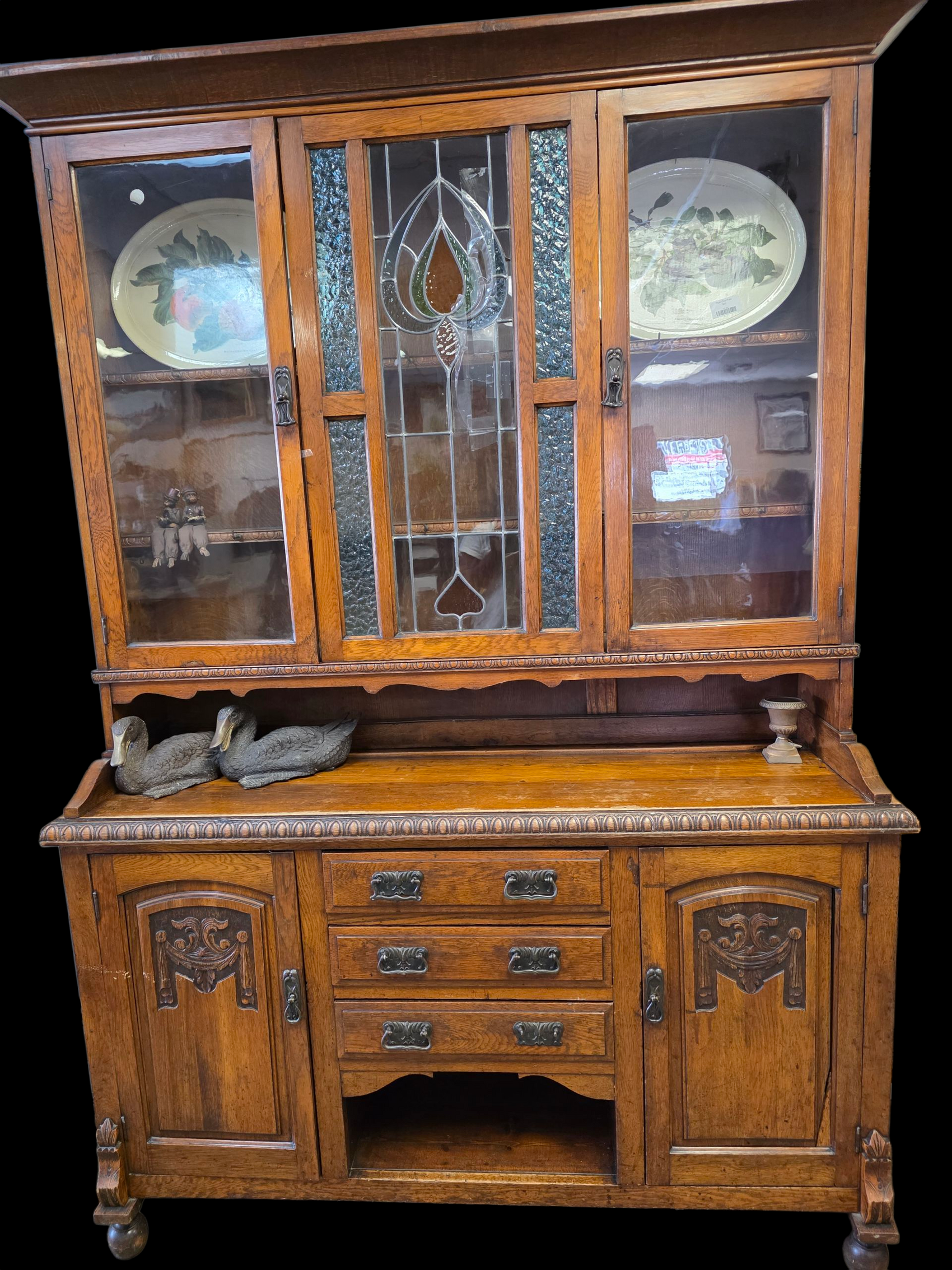 Stained Glass Hutch