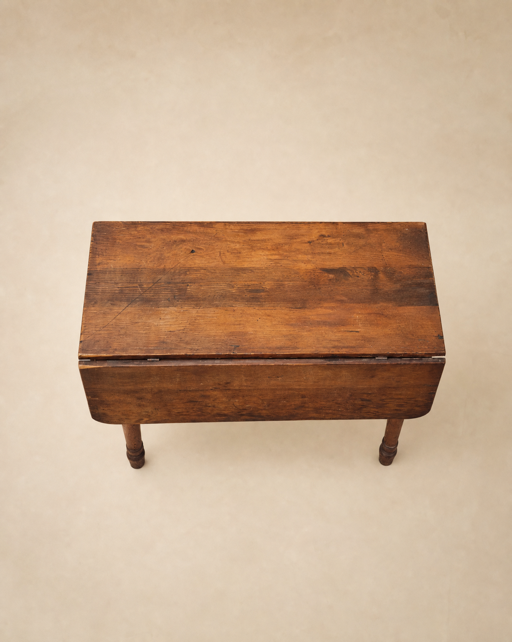 Antique American Pine Drop-Leaf Harvest Table