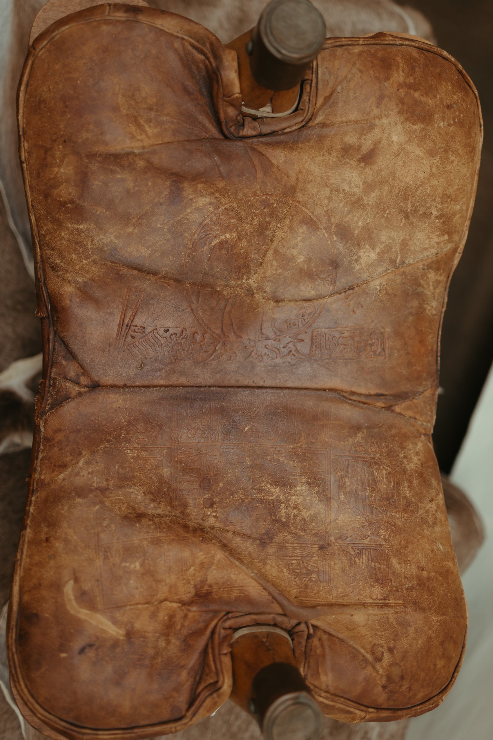 Antique Leather & Wood Camel Saddle Stool – Rare Decorative Piece