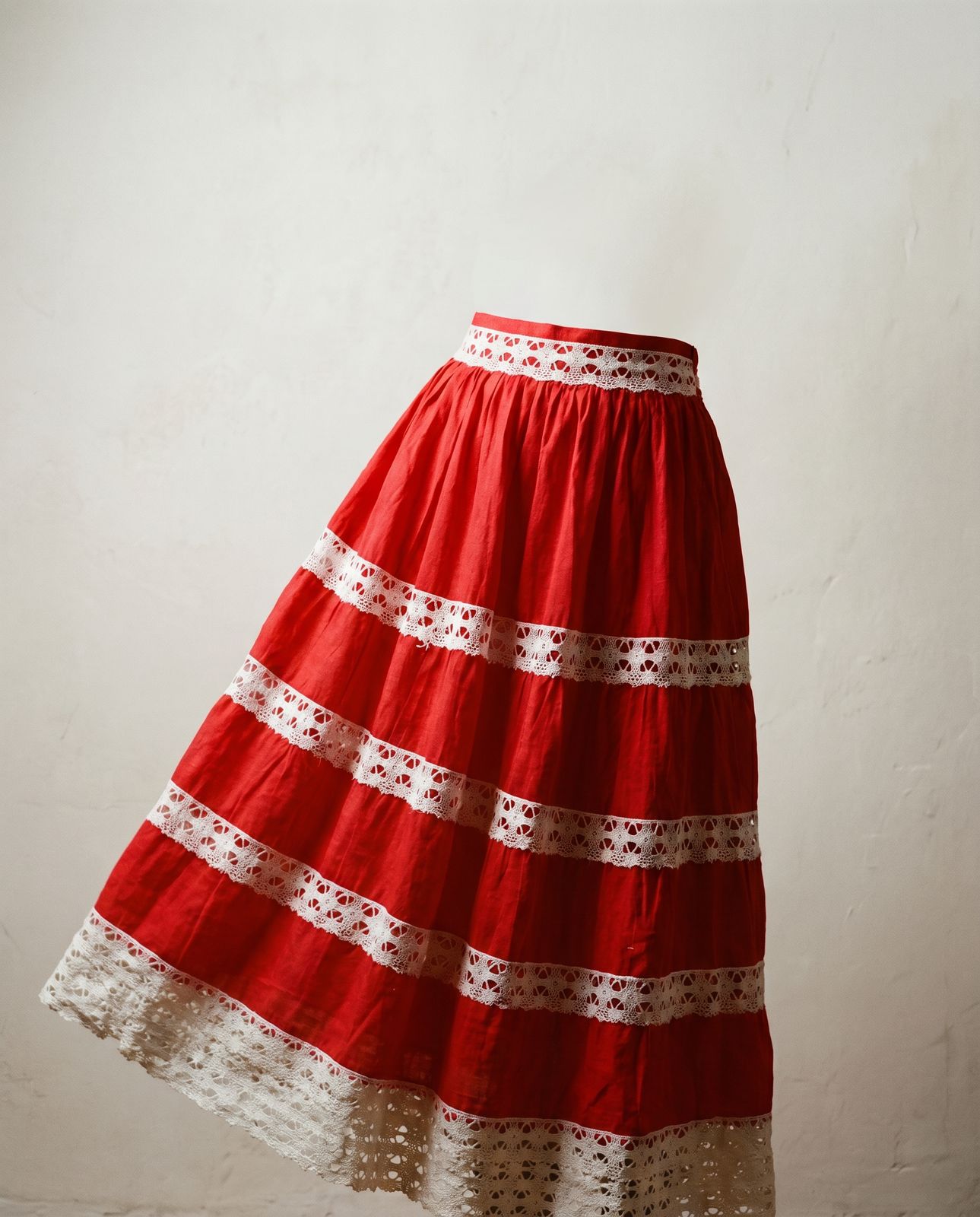 Vintage Red Prairie Skirt with White Eyelet Lace Tiers - M