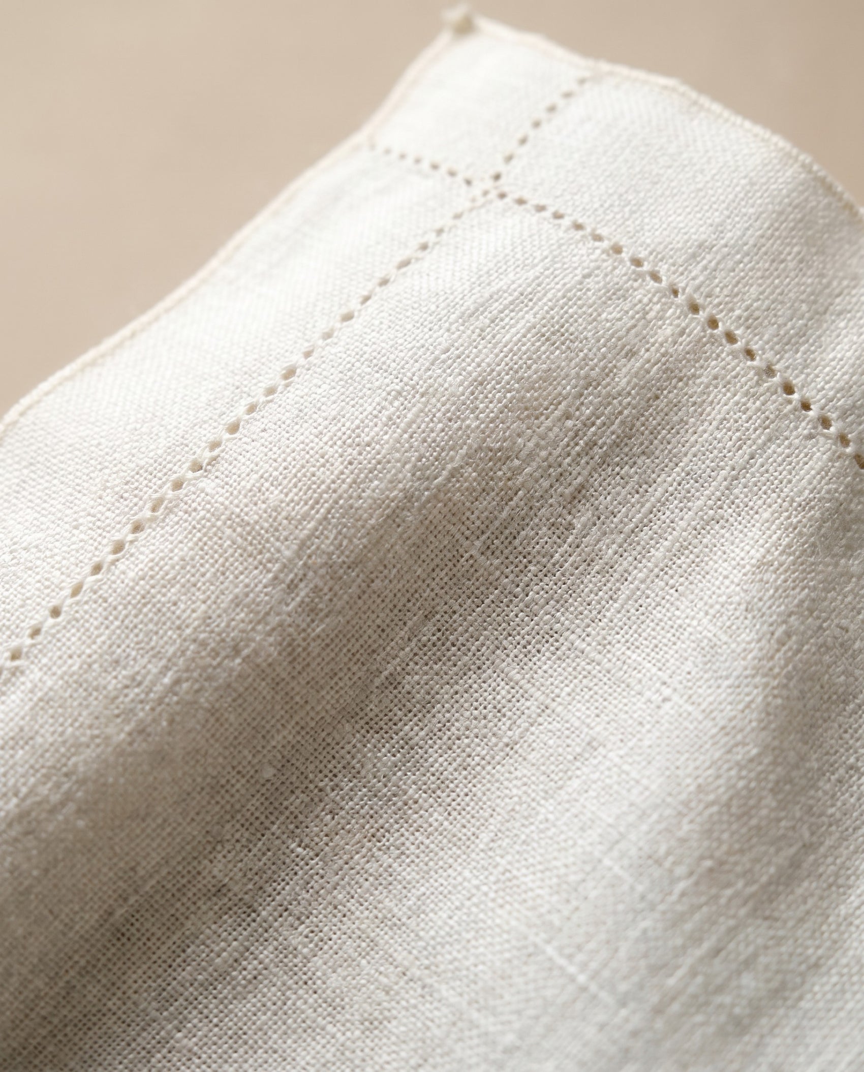 Set of 6 Vintage Linen Hemstitched Dinner Napkins