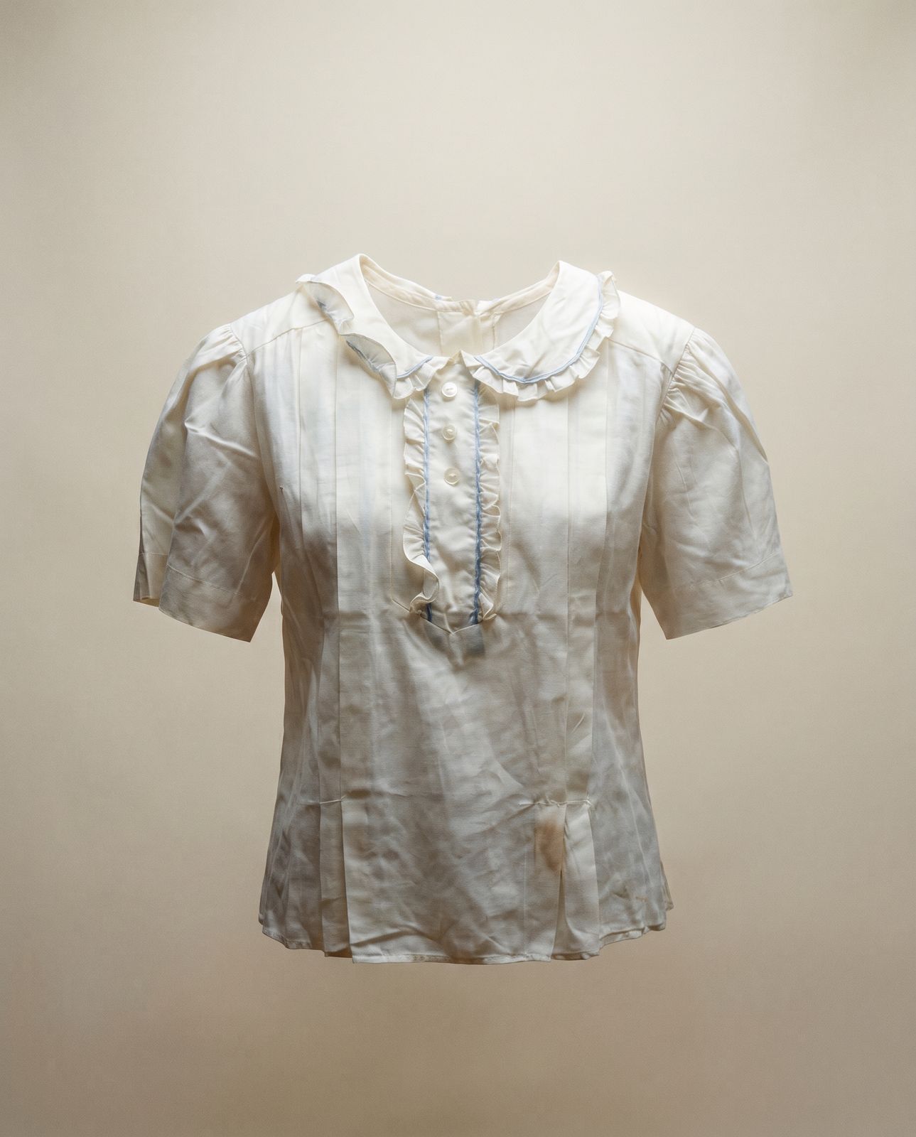 Vintage Cream Cotton Blouse with Ruffle Collar & Blue Trim
