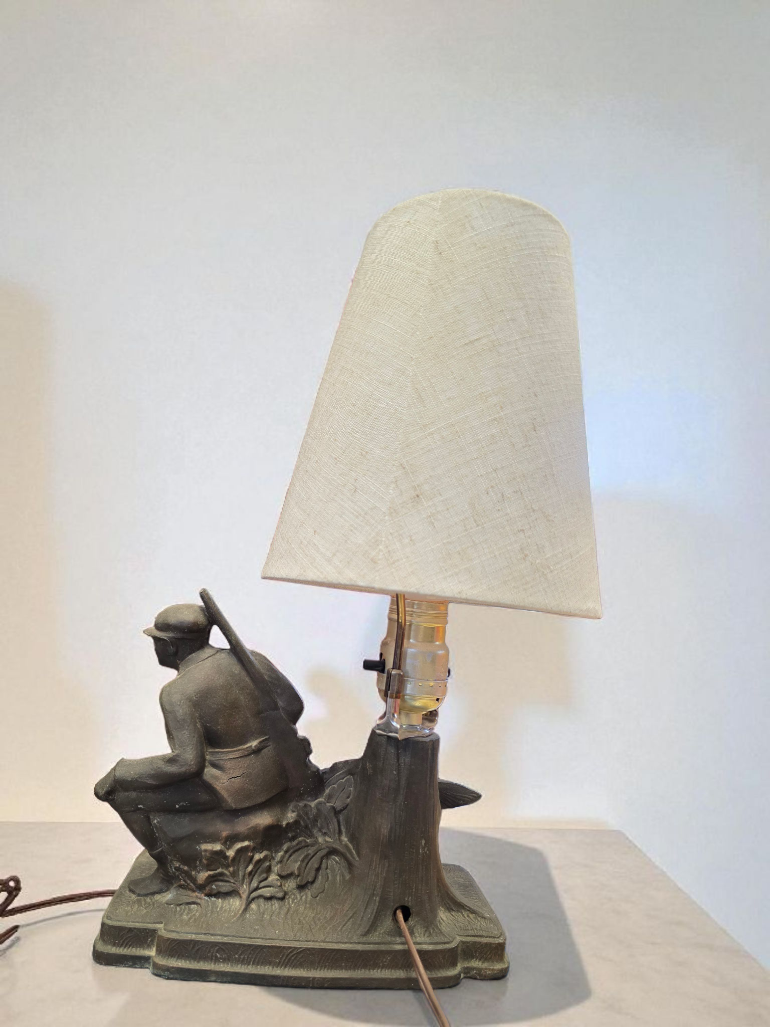 Vintage Hunter & Dog Table Lamp — Cast Metal Sculptural Base