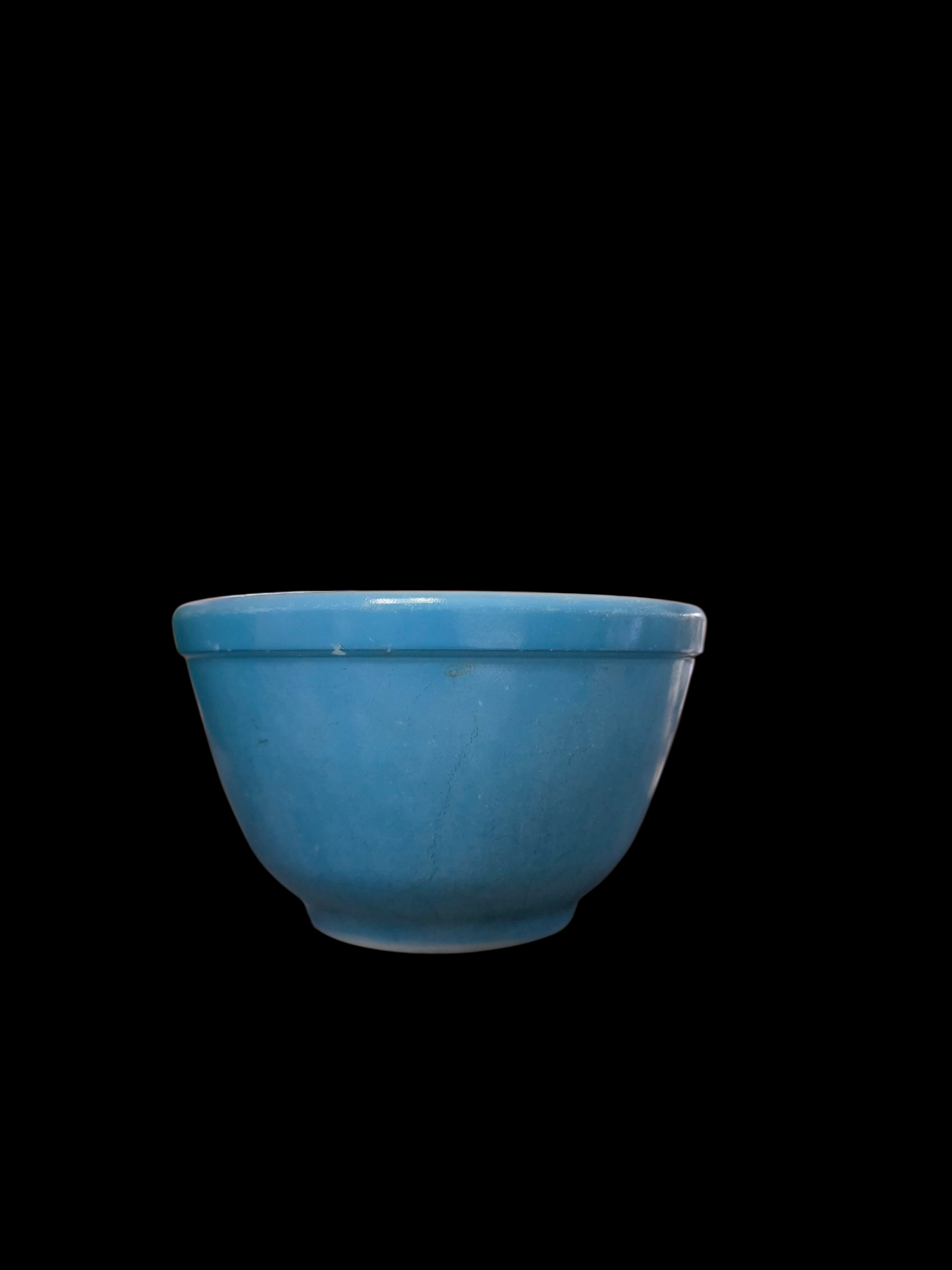 Pyrex Nesting Mixing Bowl (Blue)