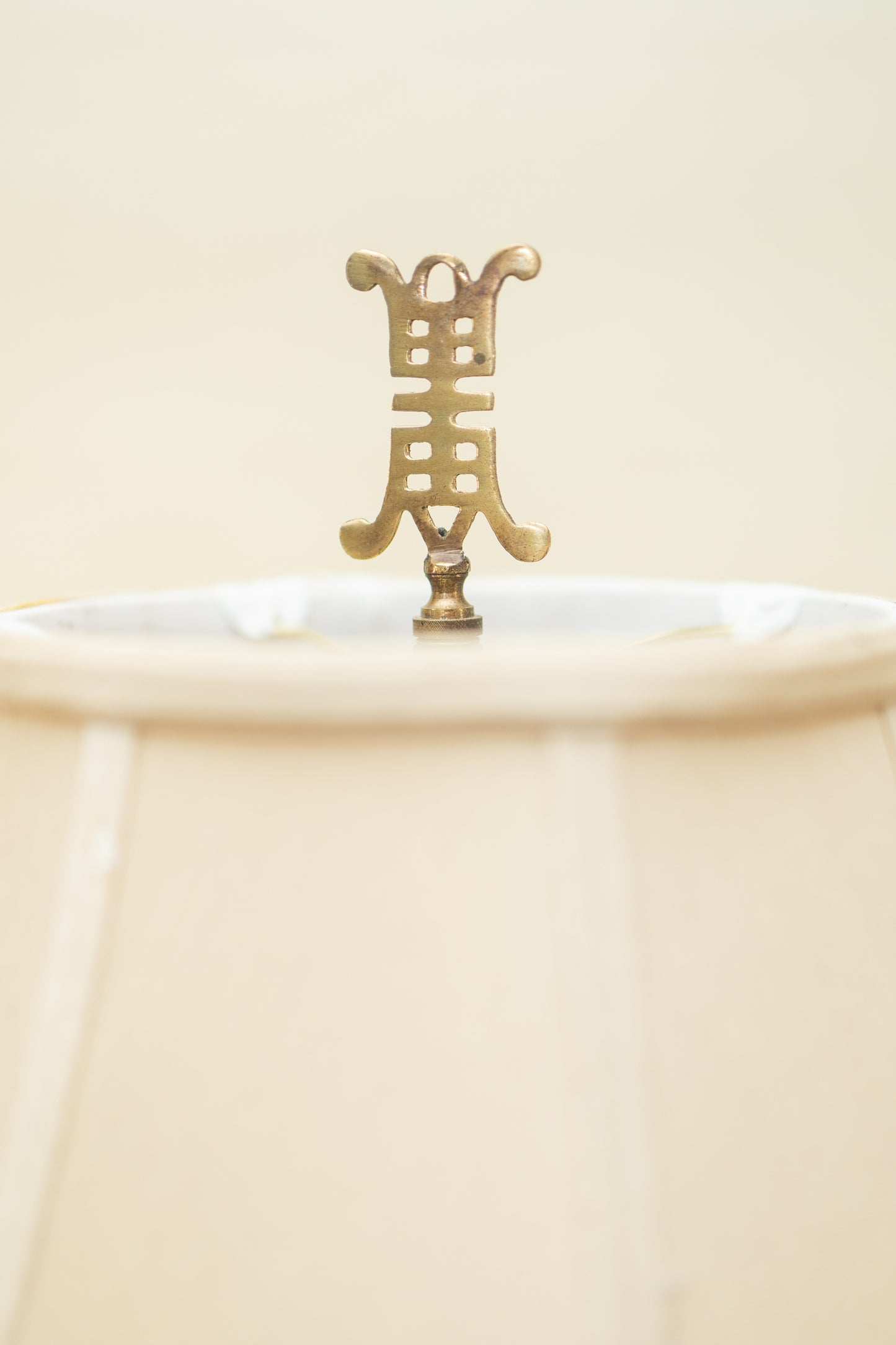 Vintage Porcelain Lamp — Burnt Orange Dragon Motif with Linen Shade