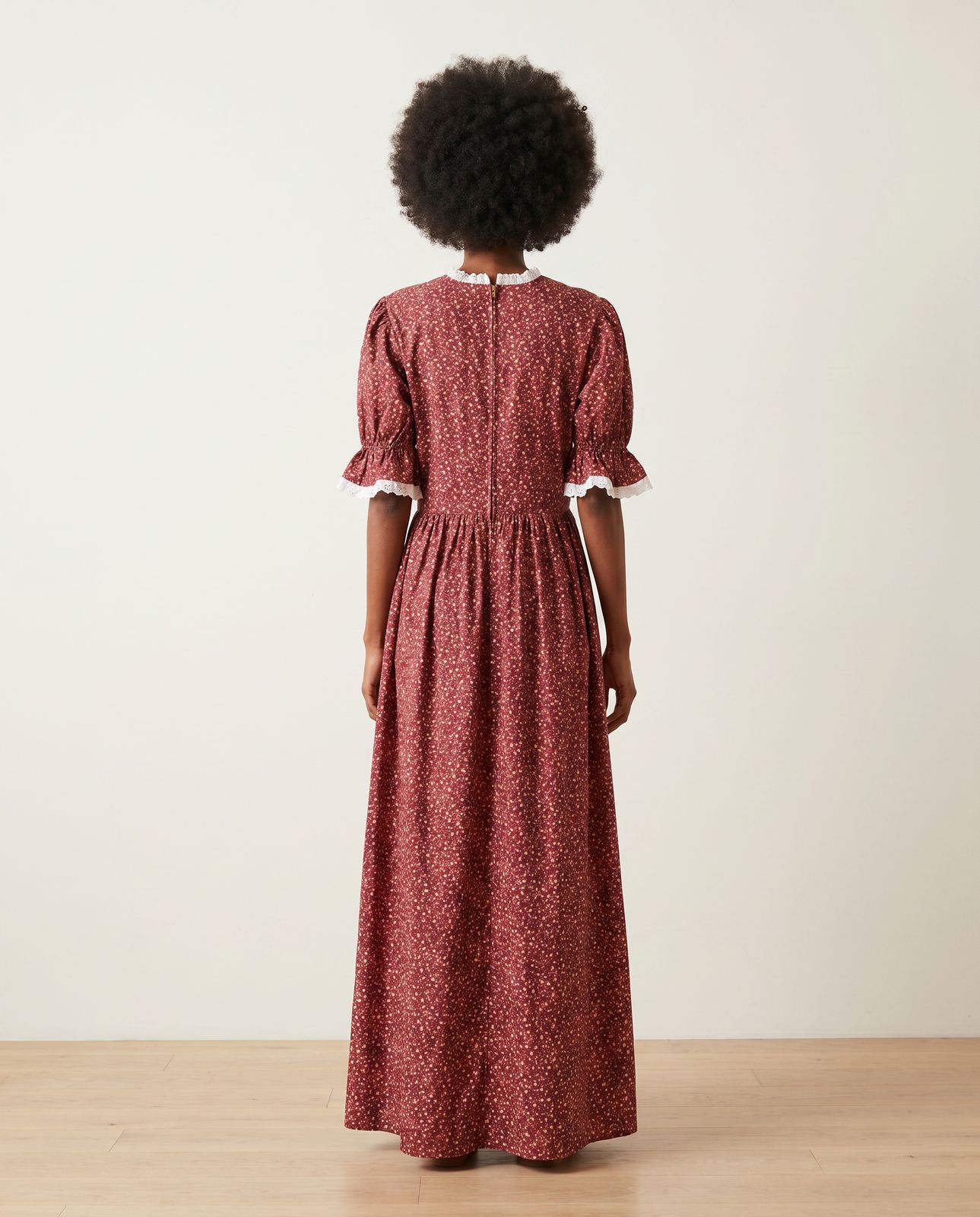 Vintage Prairie Floral Maxi Dress – Size S/M