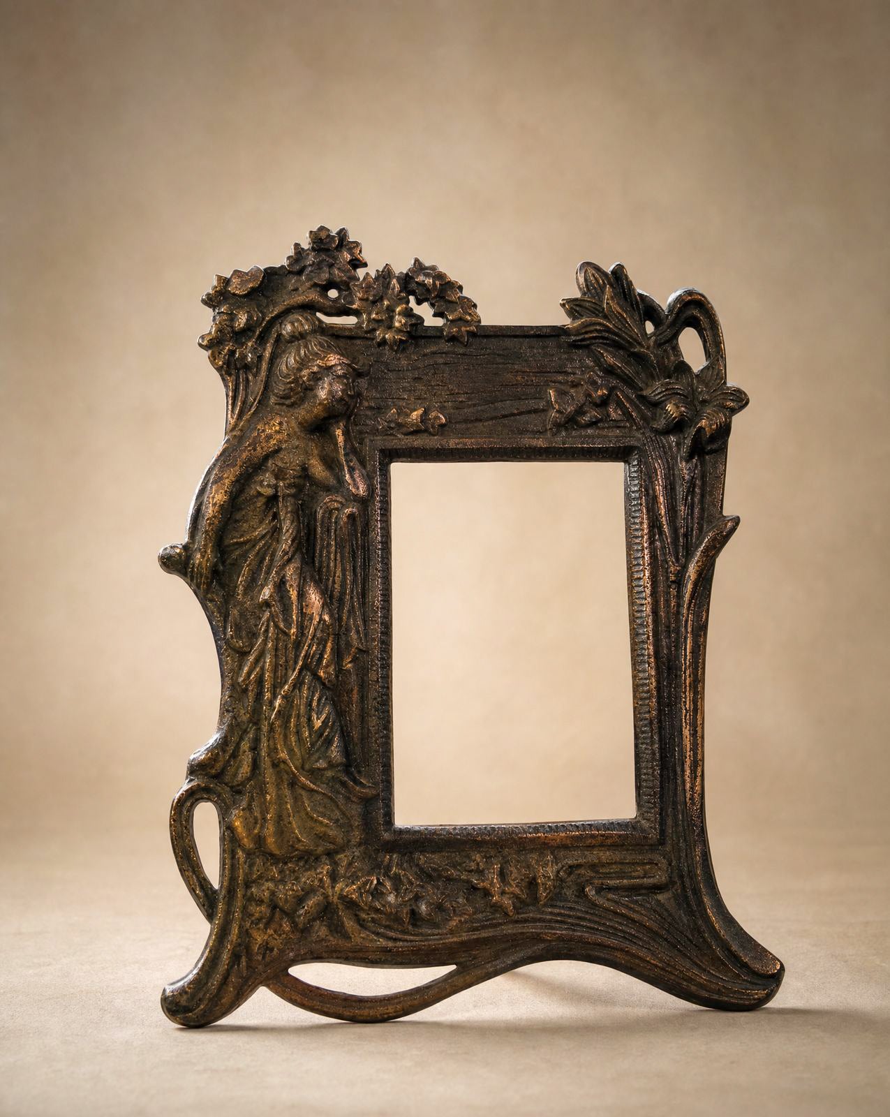 Antique Art Nouveau Figural Lady Picture Frame with Ivy Motif