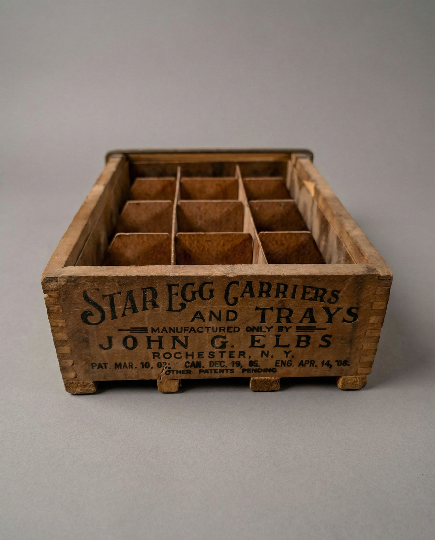 Antique Star Egg Carrier Crate