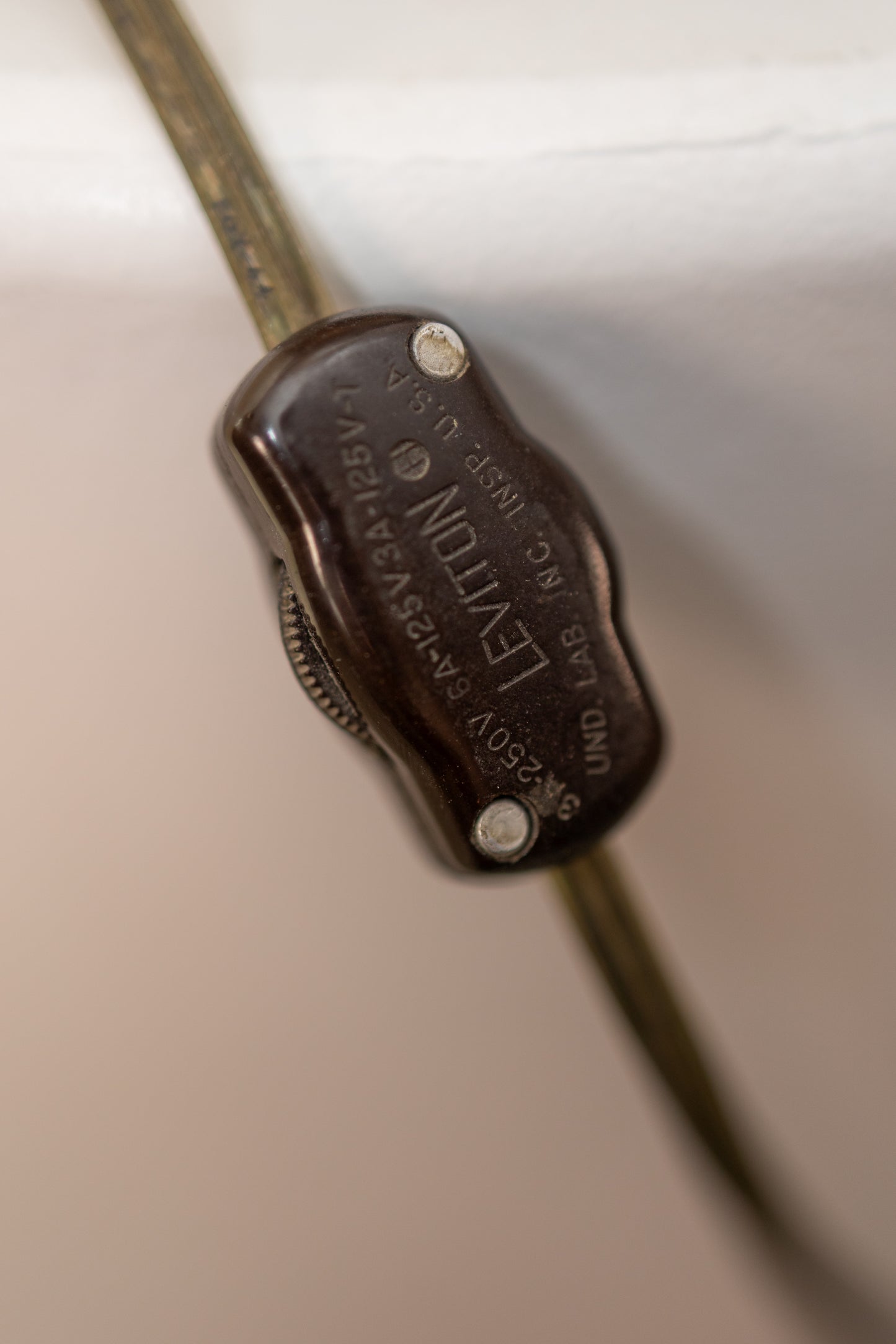 Vintage Asian-Inspired Brass Table Lamp