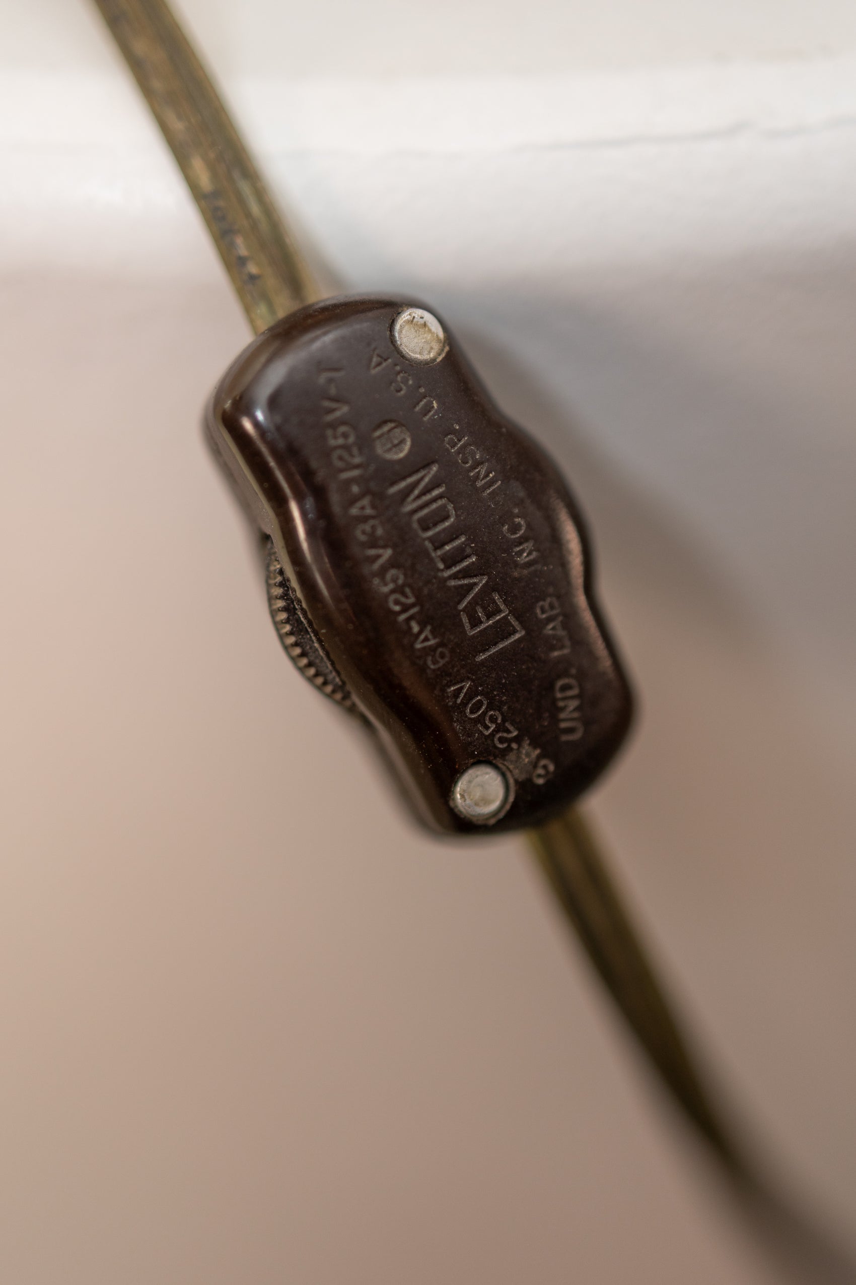 Vintage Asian-Inspired Brass Table Lamp