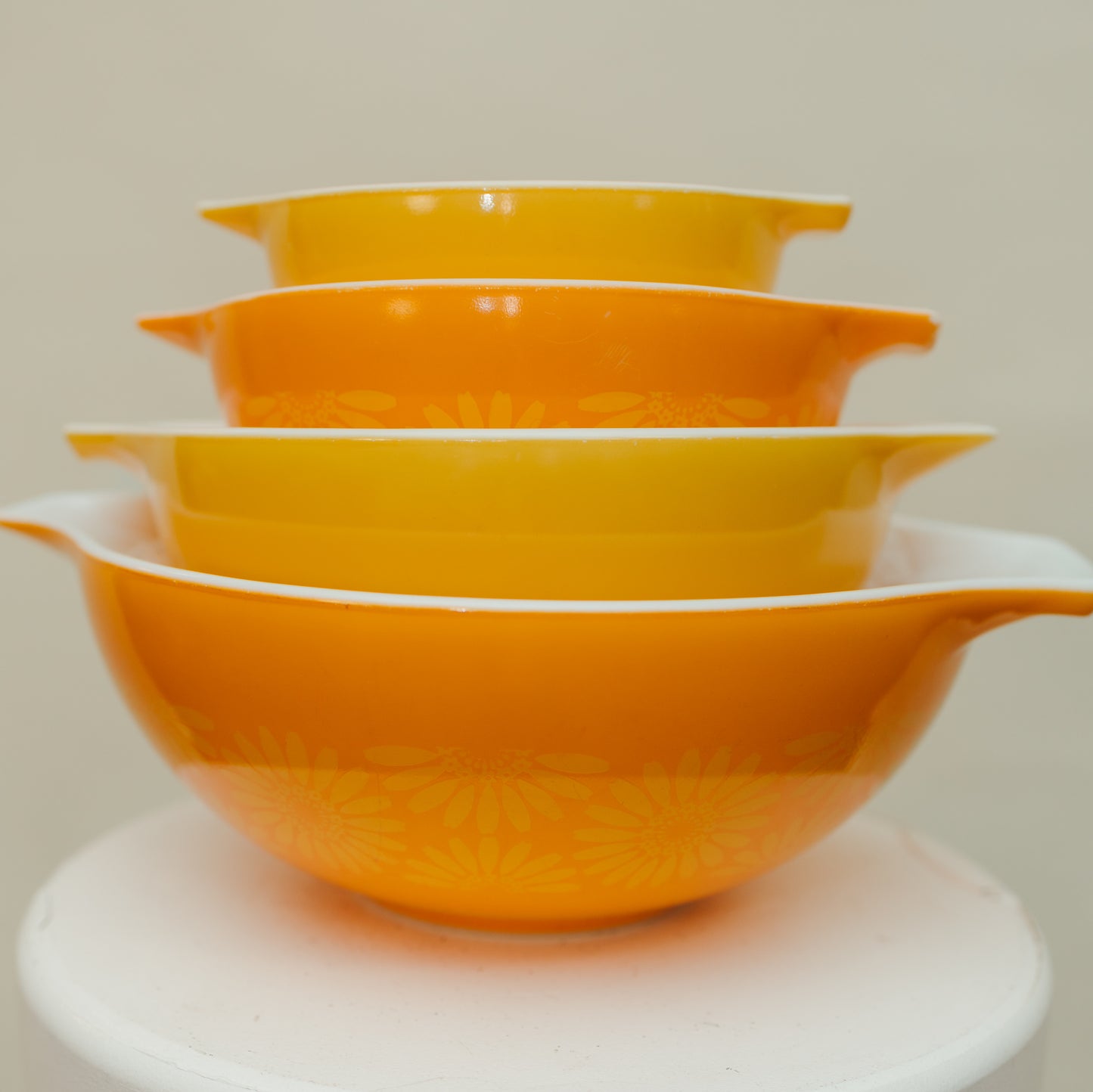 Vintage Pyrex “Daisy” Cinderella Mixing Bowl Set — Complete 4-Piece Set