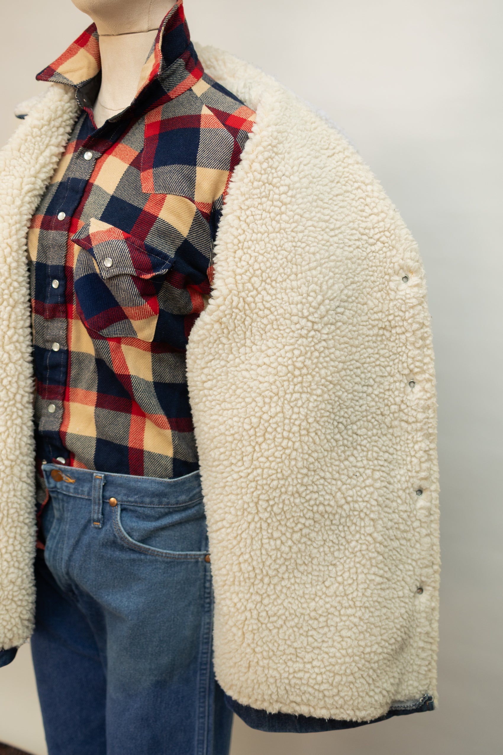 Vintage Wrangler Sherpa-Lined Denim Jacket – Western Ranchwear Classic