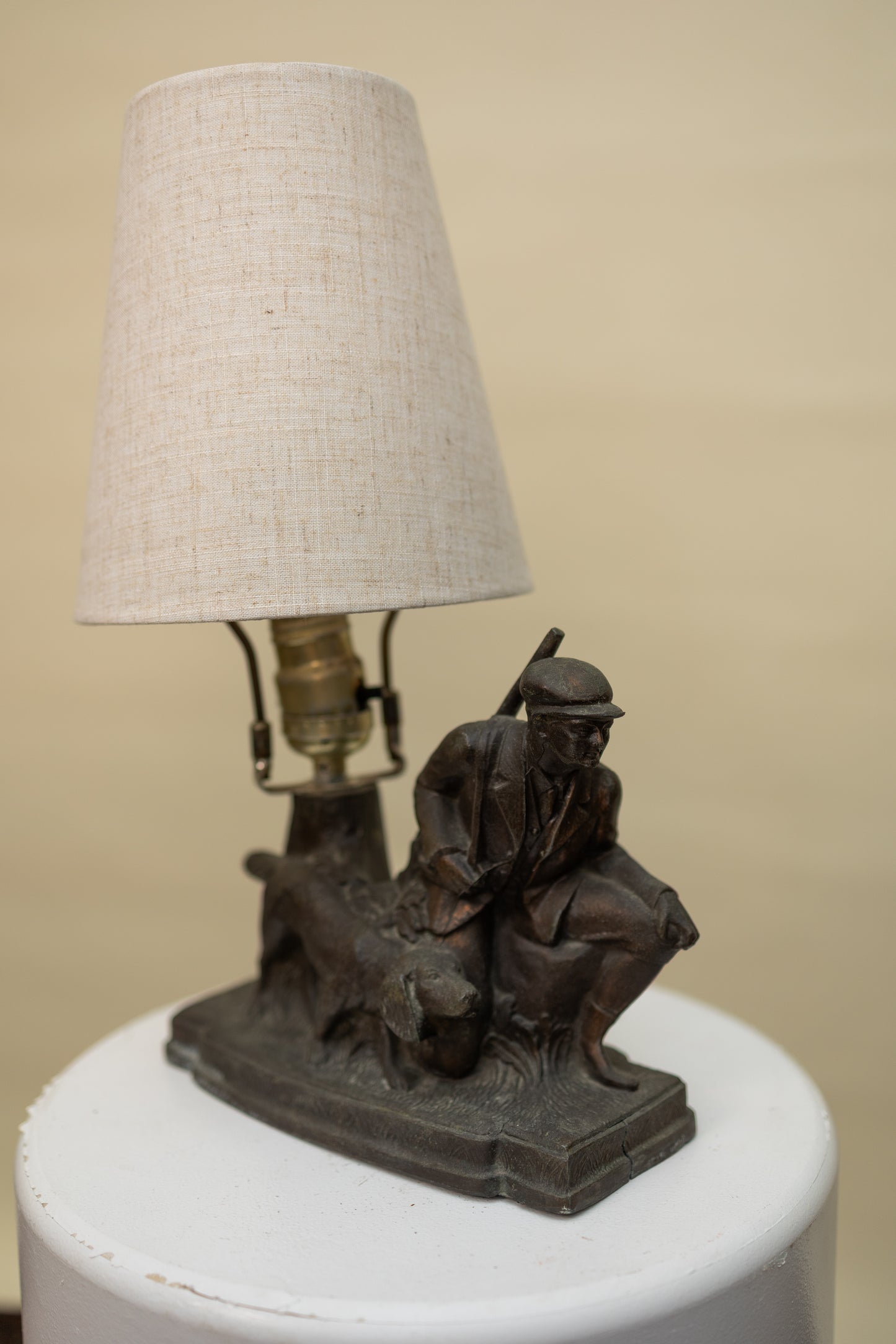 Vintage Sportsman Table Lamp — Hunter & Dog Figurine Base *COMING SOON*